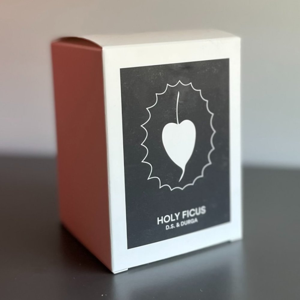 D.S. Durga Holy Ficus 7oz Candle New NWT Fig, Ginger, Saffron, Frankincense